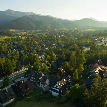 לינה וארוחת בוקר Jan 3*