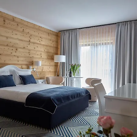 לינה וארוחת בוקר Jan 3*