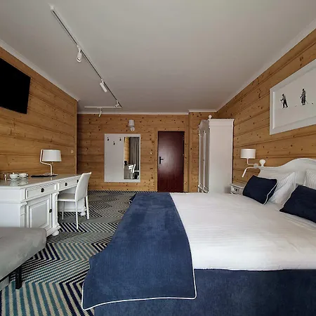 Bed & Breakfast Jan 3*