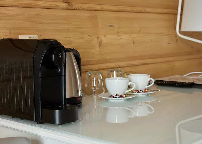 Jan לינה וארוחת בוקר